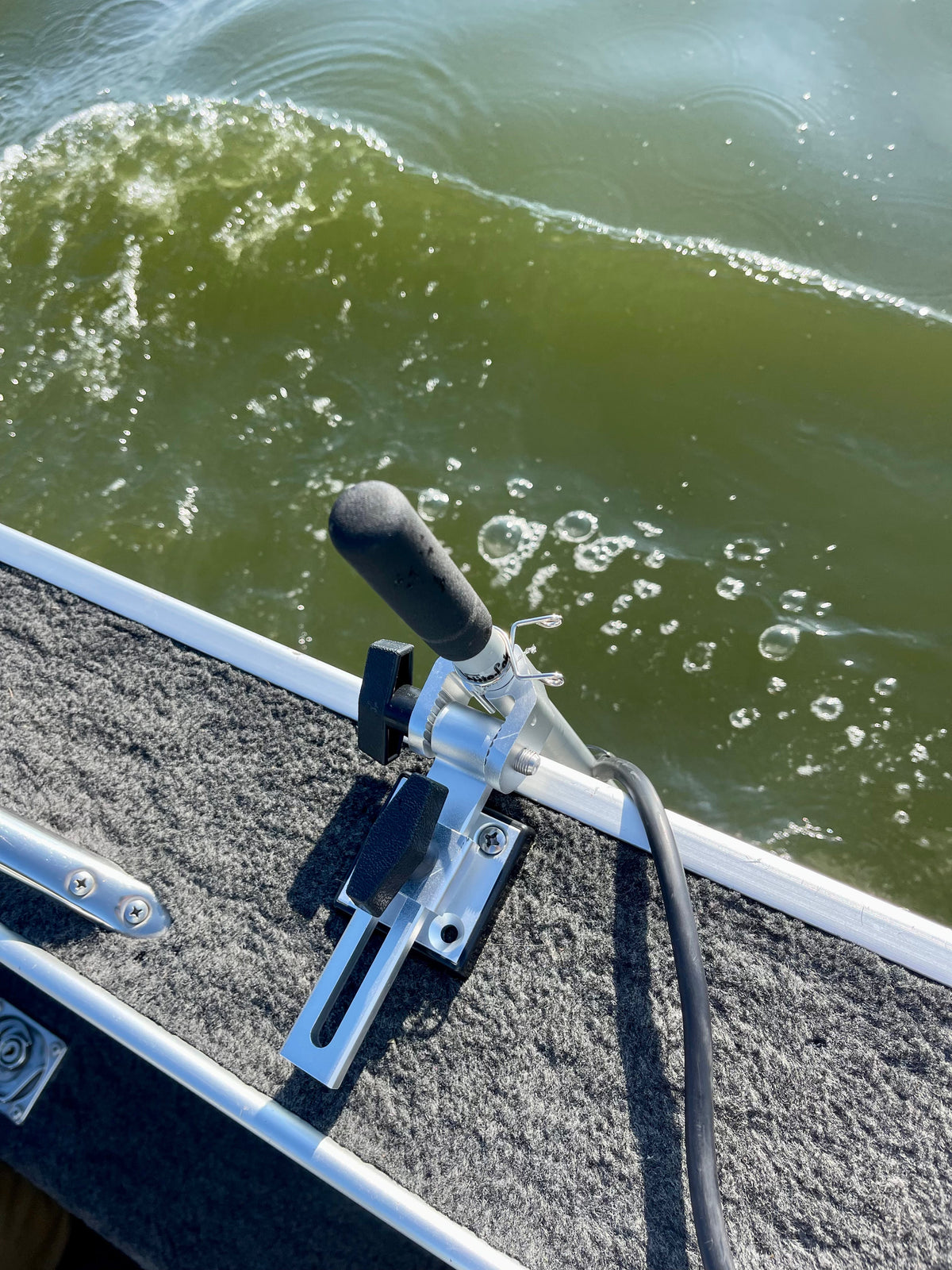 Transducer Pole w/ High Speed Adapter & Gunnel Clamp
